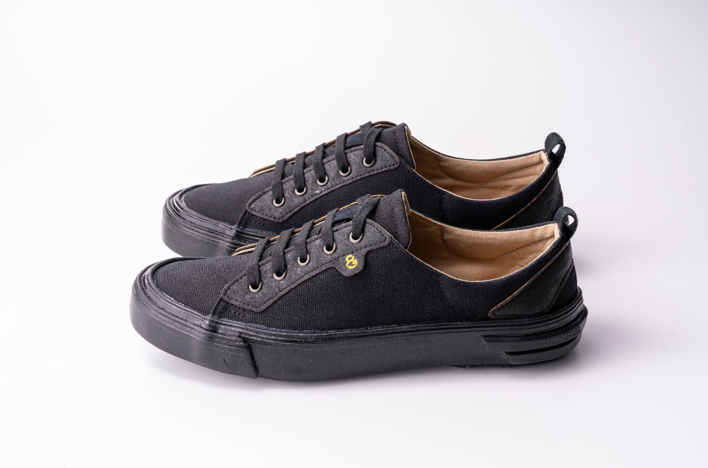 <RALLY ROUND> PO-JA Black (unisex)